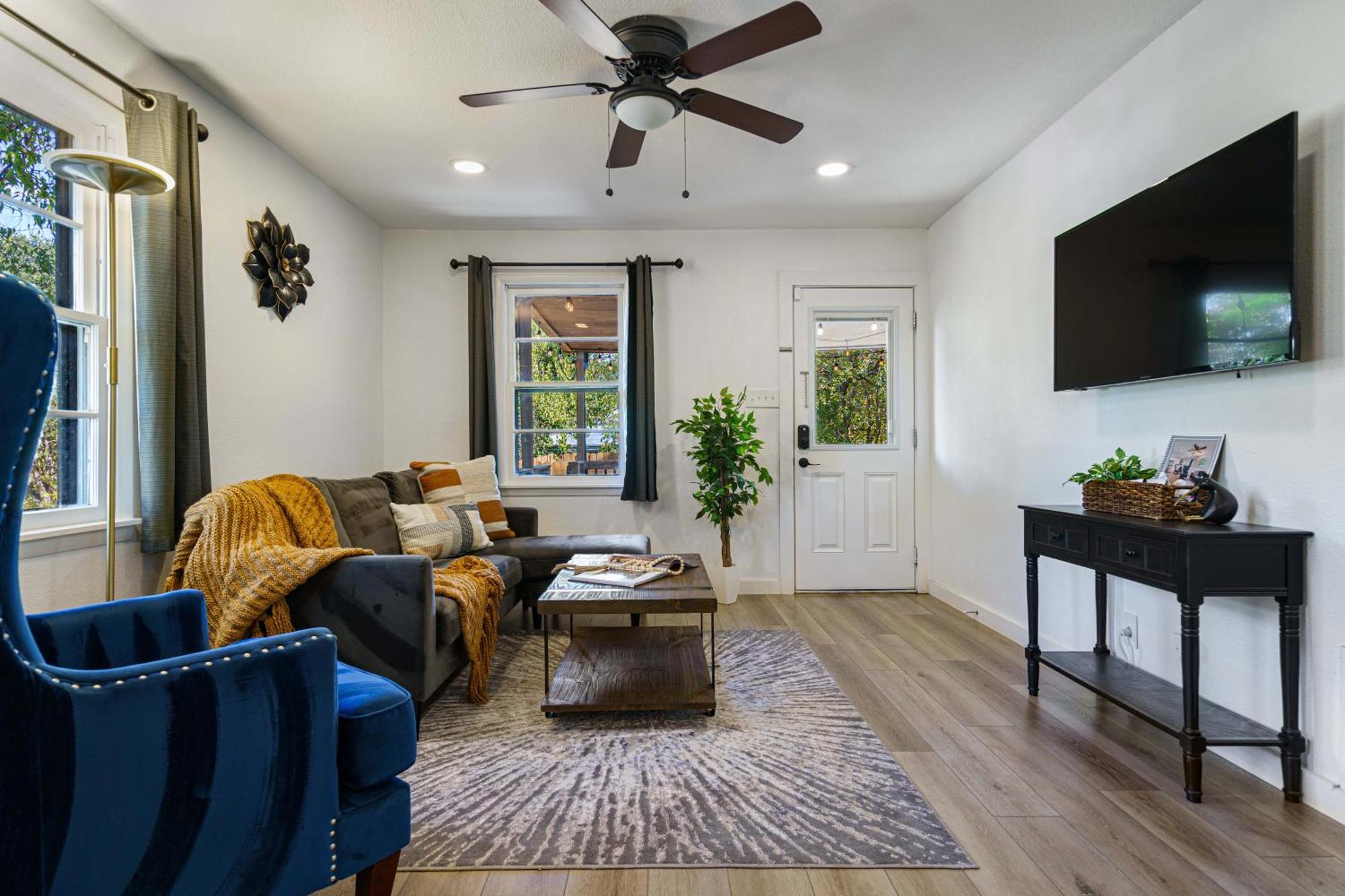 Charming Home In Prime Location! Austin Exterior foto