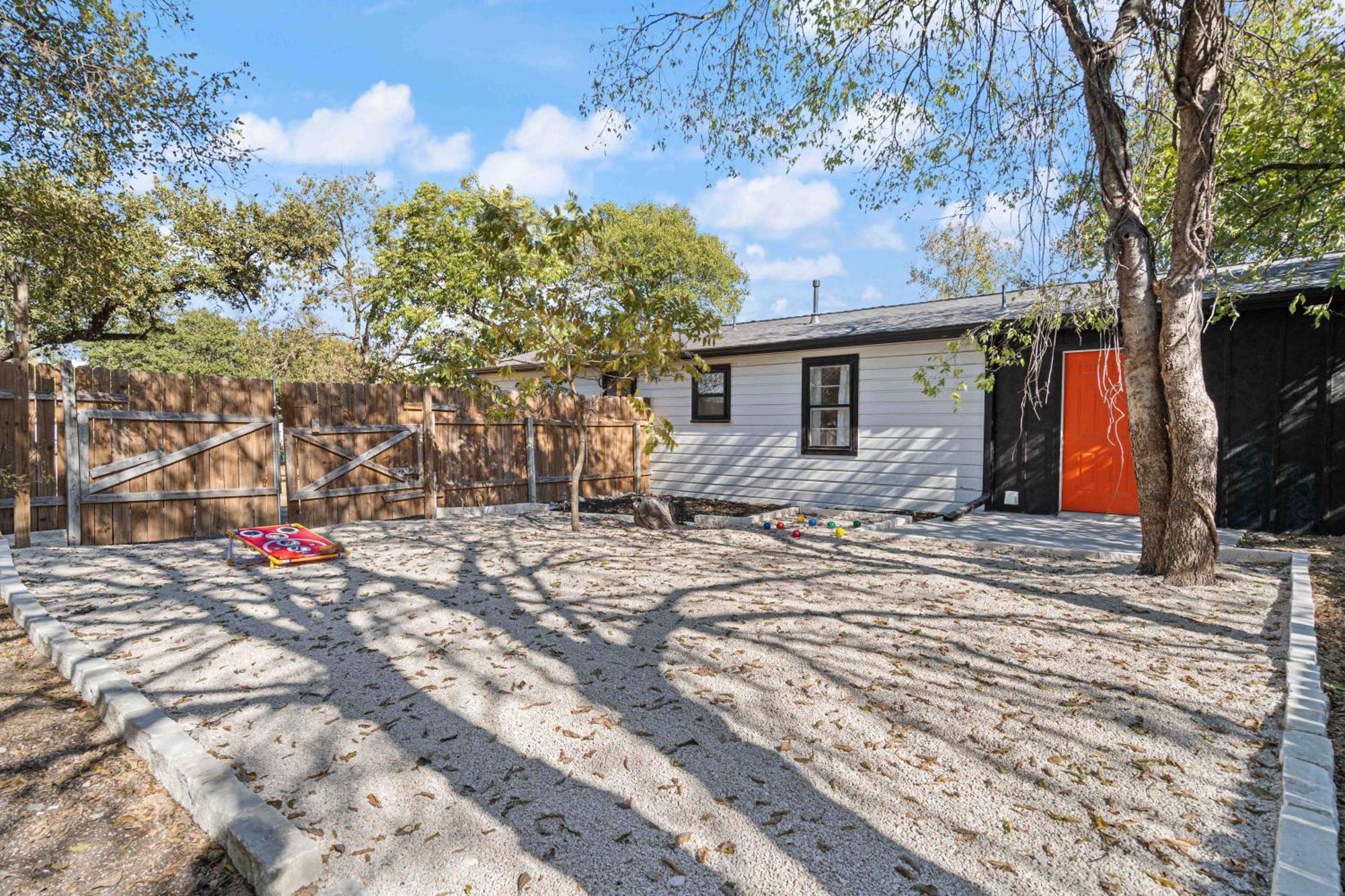 Charming Home In Prime Location! Austin Exterior foto